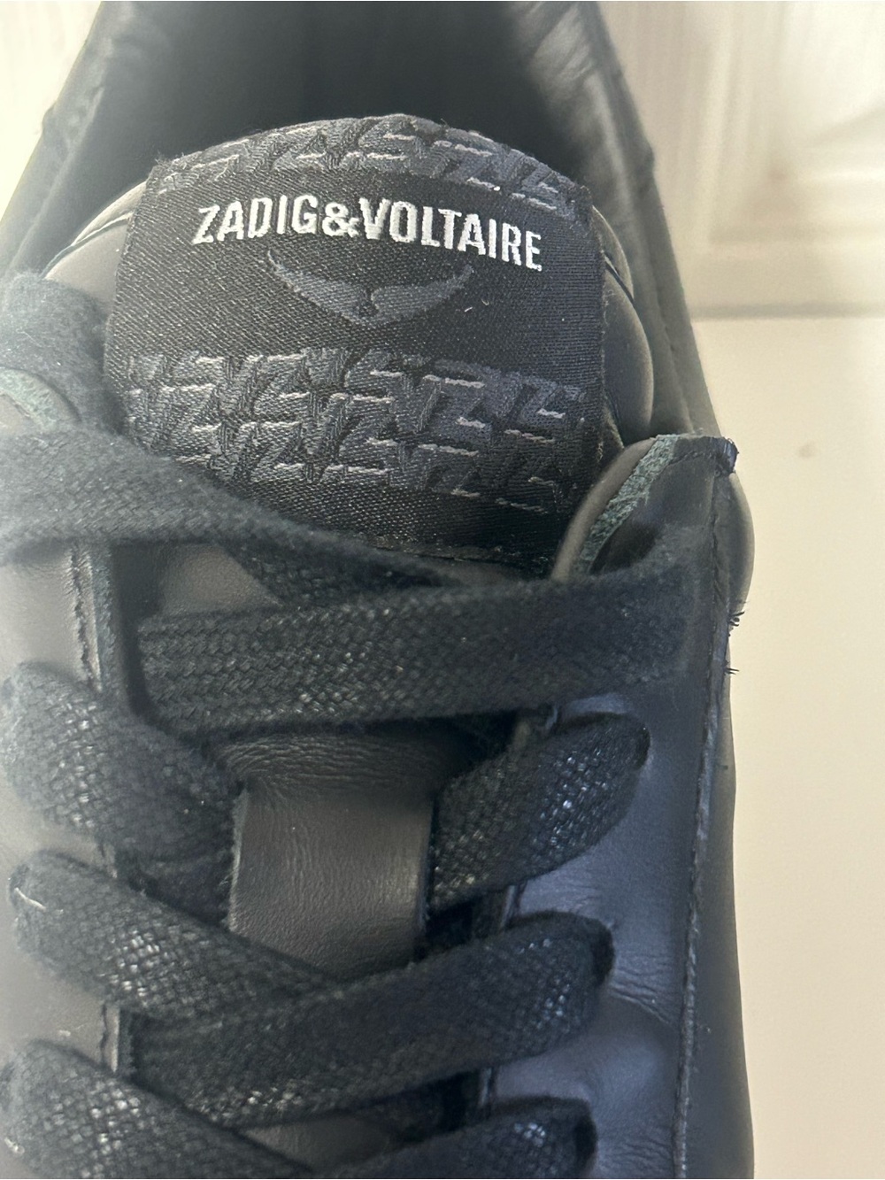 Zadig & Voltaire Black Leather Low-Top Sneakers with White Sole - Picture 4 of 10